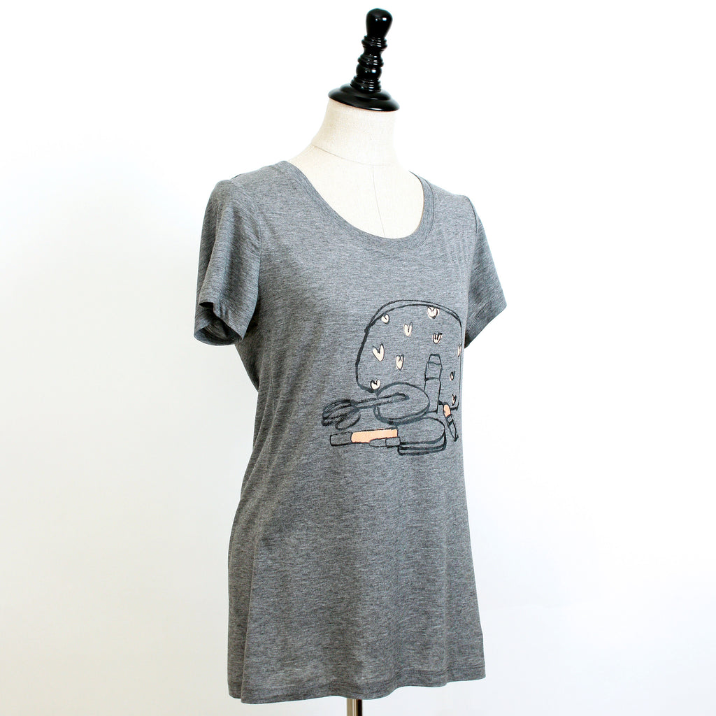 Makeup Essentials Tee